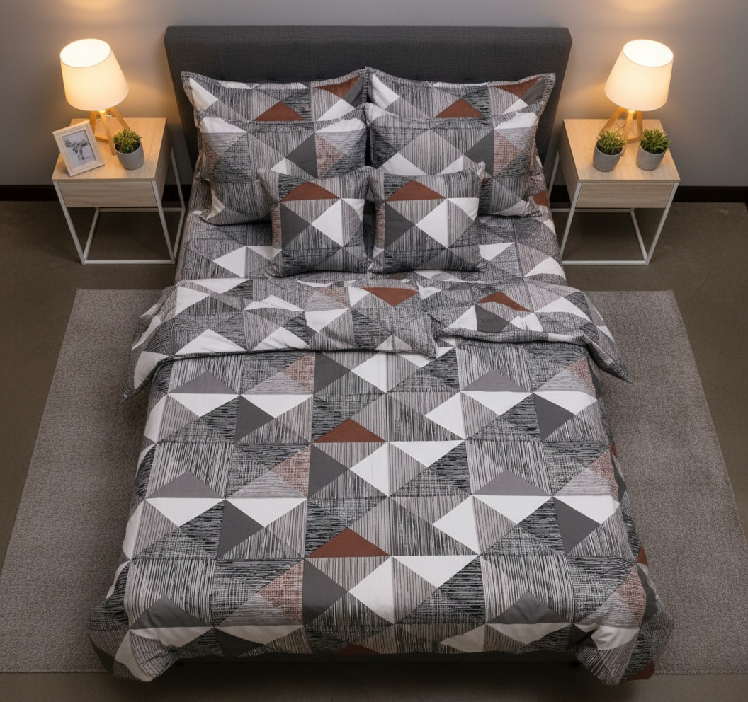 8 PCs Winter Razai Set- Grey Triangles