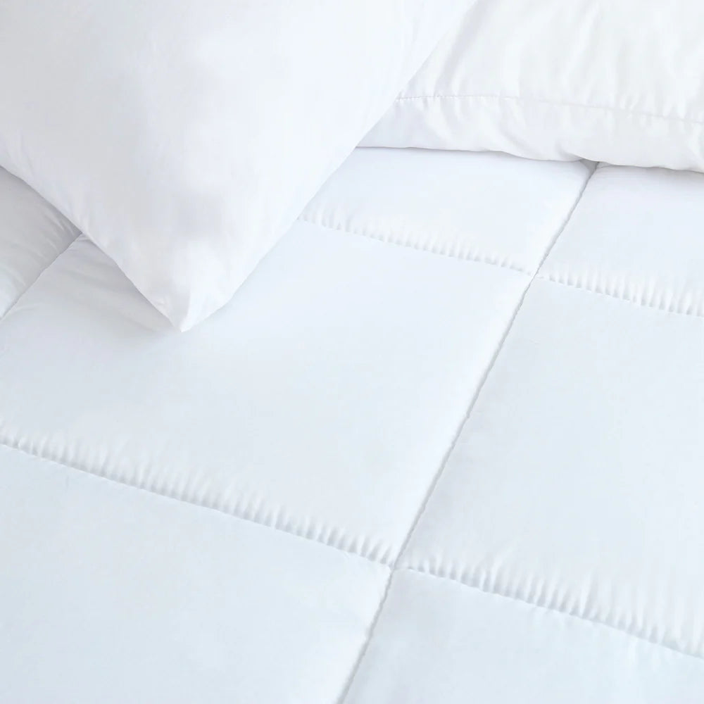 700 GSM Mattress Topper - White